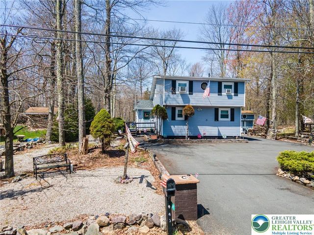 945 Country Place Drive, Coolbaugh Twp, PA 18466
