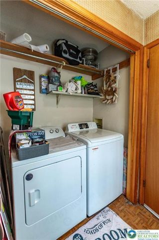 945 Country Place Drive, Coolbaugh Twp, PA 18466
