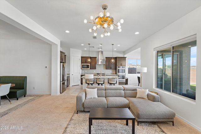 10812 E TESLA Avenue, Mesa, AZ 85212