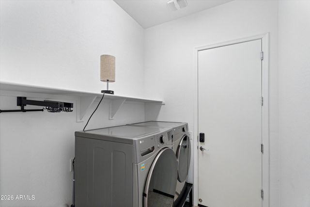 10812 E TESLA Avenue, Mesa, AZ 85212