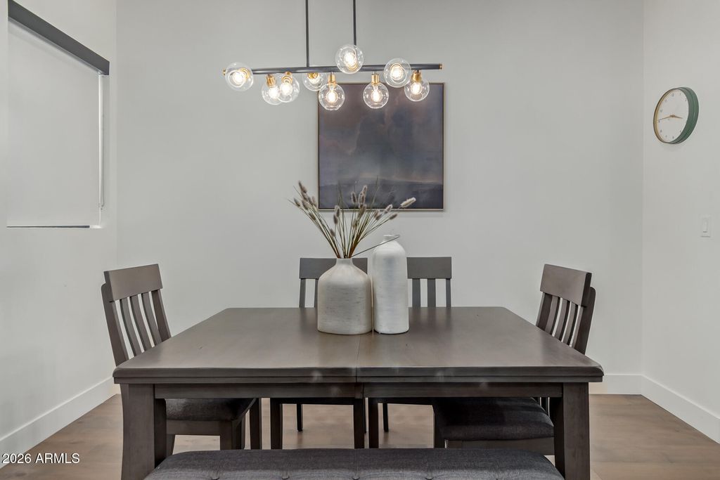 Image 5 of property listing at 4238 N Craftsman Court, Scottsdale, AZ 85251