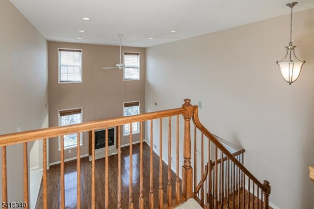 10 Independence Ct, Franklin Twp., NJ 08873