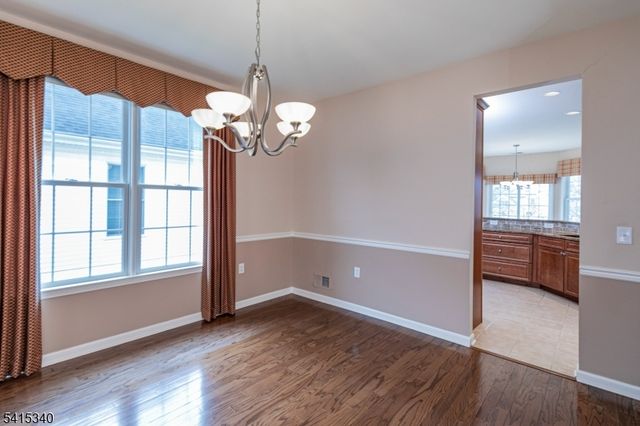 10 Independence Ct, Franklin Twp., NJ 08873