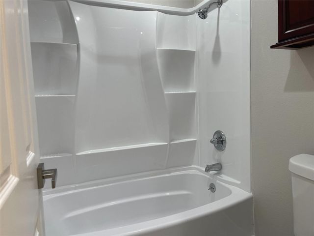 18800 Egret Bay Boulevard 1105, Webster, TX 77058