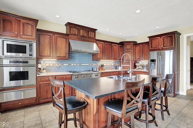 14737 Macduff Drive, Noblesville, IN 46062