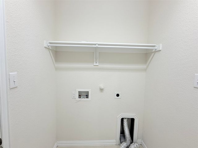 2059 Avondown Road, Forney, TX 75126