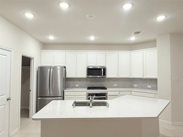 2059 Avondown Road, Forney, TX 75126