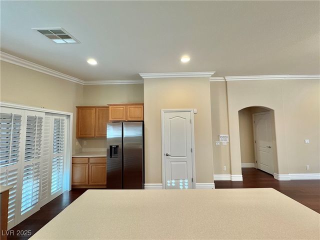 4595 Grindle Point Street, Las Vegas, NV 89147