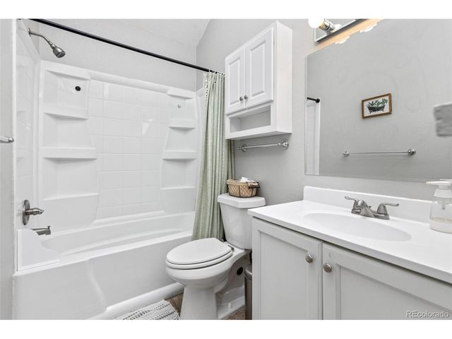 812 Sir Galahad Dr, Lafayette, CO 80026