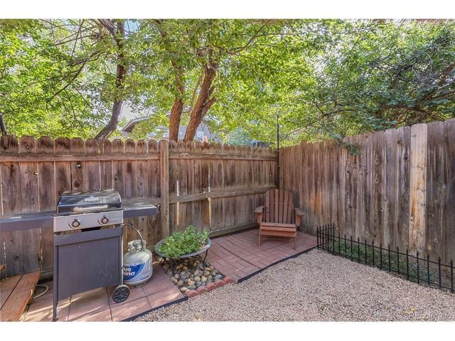 812 Sir Galahad Dr, Lafayette, CO 80026