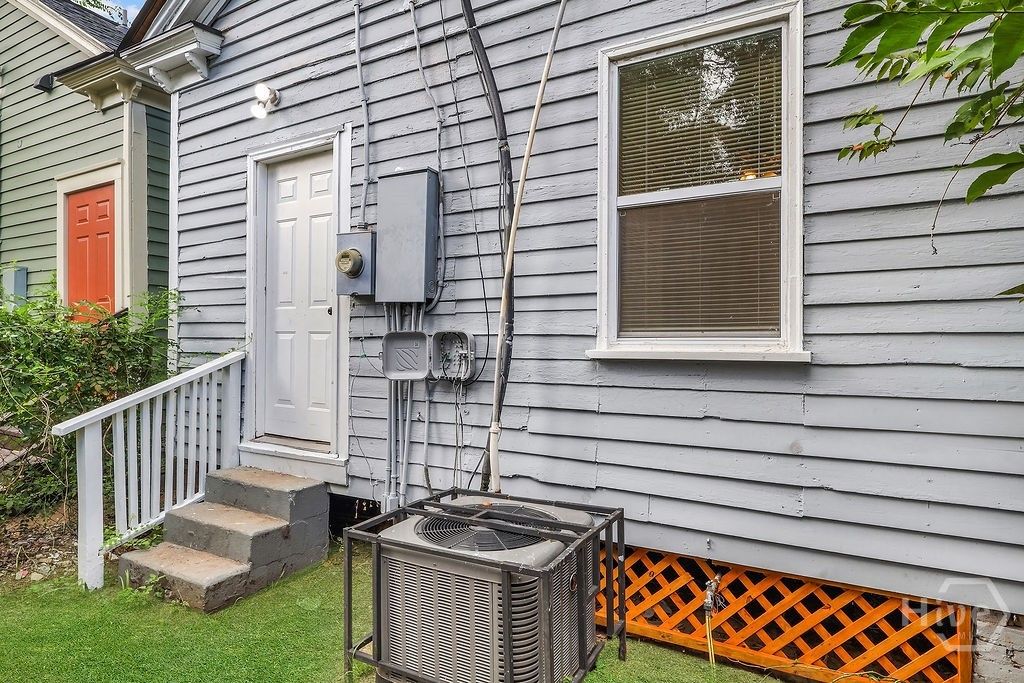 Image 31 of property listing at 612 W 42nd Street, Savannah, GA 31415