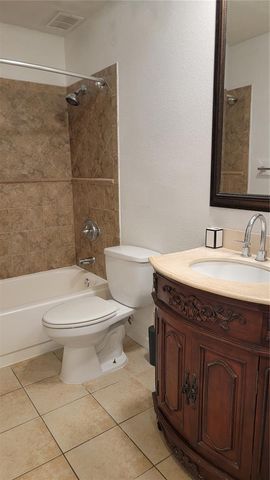 4023 VERSAILLES DRIVE 4023F, Orlando, FL 32808