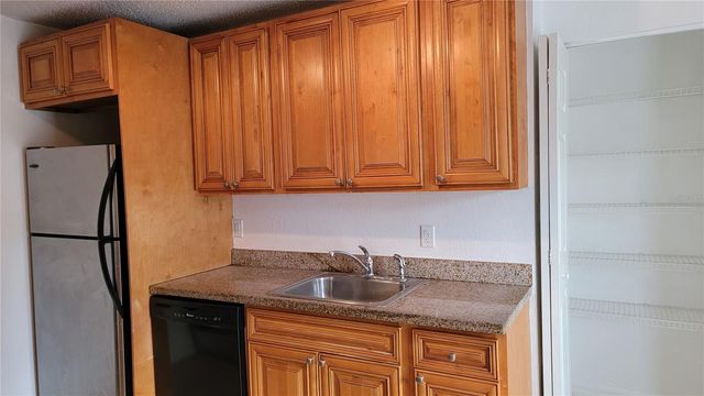 4023 VERSAILLES DRIVE 4023F, Orlando, FL 32808