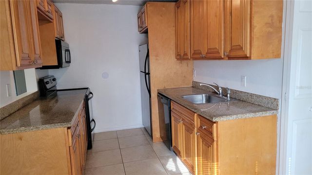 4023 VERSAILLES DRIVE 4023F, Orlando, FL 32808