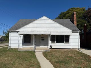 15305 Evergreen Avenue, Eastpointe City, MI 48021