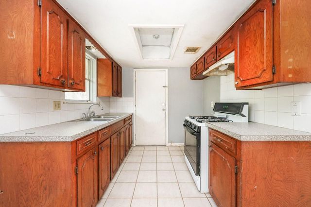 4426 Sandydale Lane, Houston, TX 77039