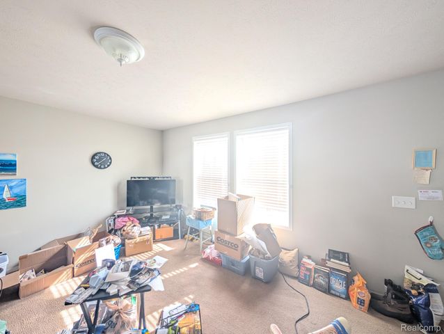 11724 Cedarbrook Drive, Green Oak Township, MI 48178