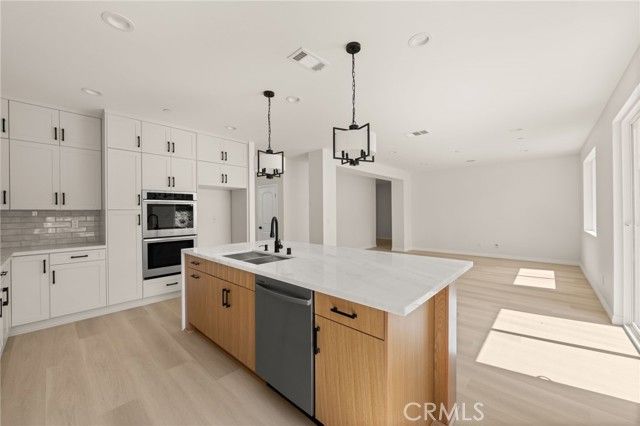 5978 Copperfield Avenue, Riverside, CA 92506