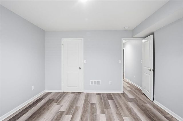 21805 Lucca Circle, Peculiar, MO 64078