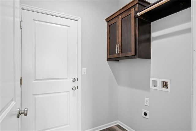 21805 Lucca Circle, Peculiar, MO 64078