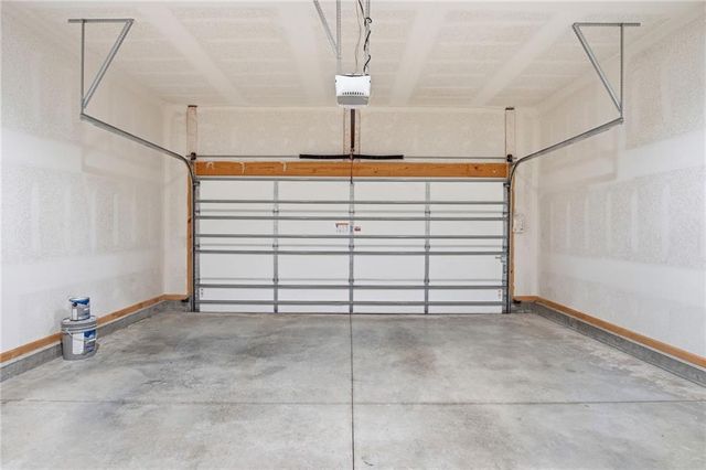 21805 Lucca Circle, Peculiar, MO 64078