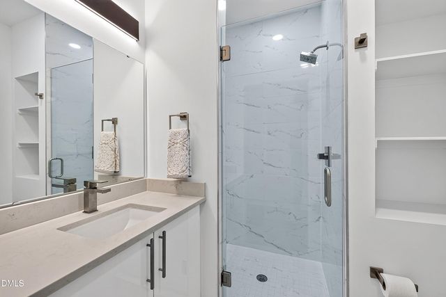4001 Southpoint Landing Way, Durham, NC 27707
