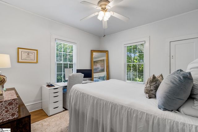 6 Rogers Avenue, Greenville, SC 29617