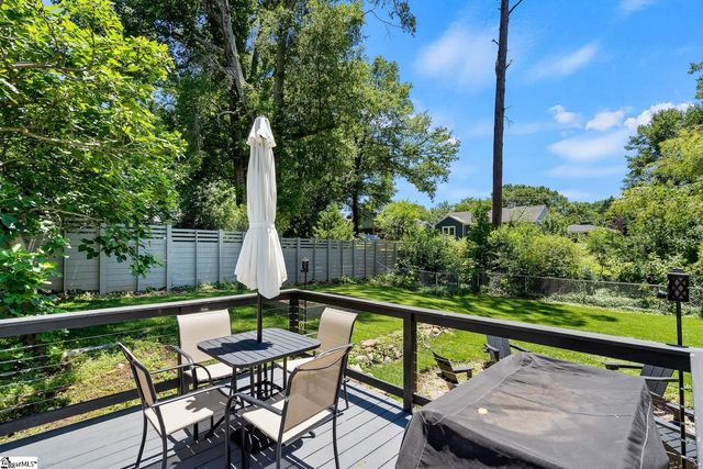 6 Rogers Avenue, Greenville, SC 29617