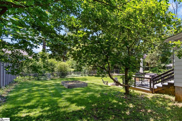 6 Rogers Avenue, Greenville, SC 29617