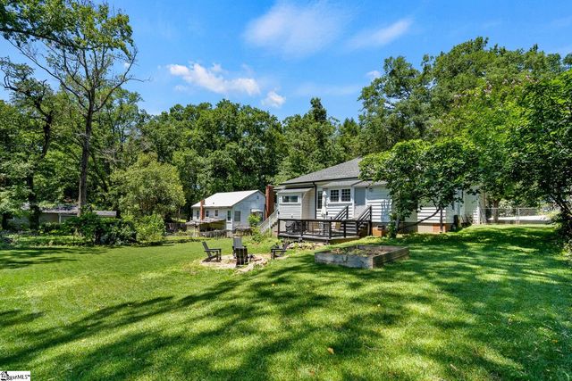 6 Rogers Avenue, Greenville, SC 29617