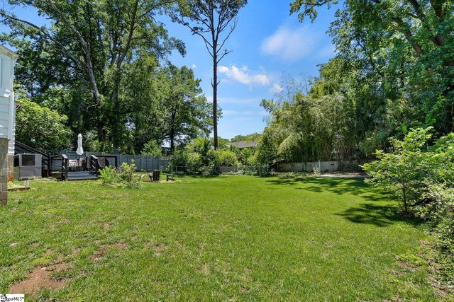 6 Rogers Avenue, Greenville, SC 29617