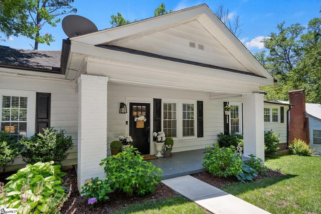 6 Rogers Avenue, Greenville, SC 29617