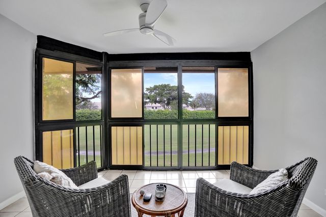 5355 10th Fairway Drive 2, Delray Beach, FL 33484