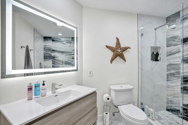 5355 10th Fairway Drive 2, Delray Beach, FL 33484