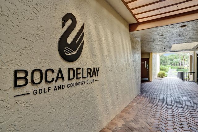 5355 10th Fairway Drive 2, Delray Beach, FL 33484