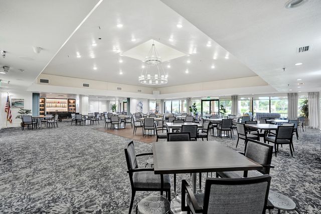 5355 10th Fairway Drive 2, Delray Beach, FL 33484