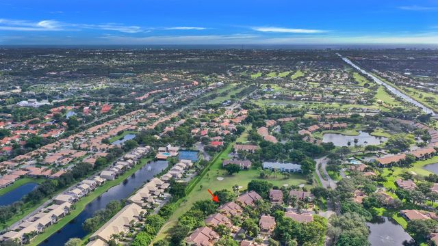 5355 10th Fairway Drive 2, Delray Beach, FL 33484