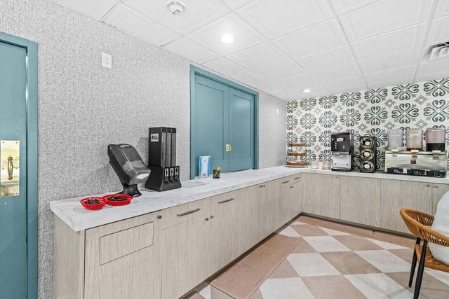 5355 10th Fairway Drive 2, Delray Beach, FL 33484