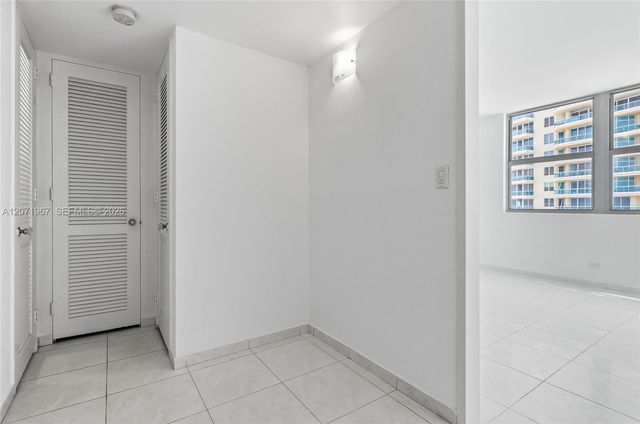 5055 Collins Avenue 11F, Miami Beach, FL 33140