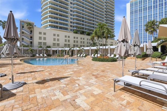 5055 Collins Avenue 11F, Miami Beach, FL 33140
