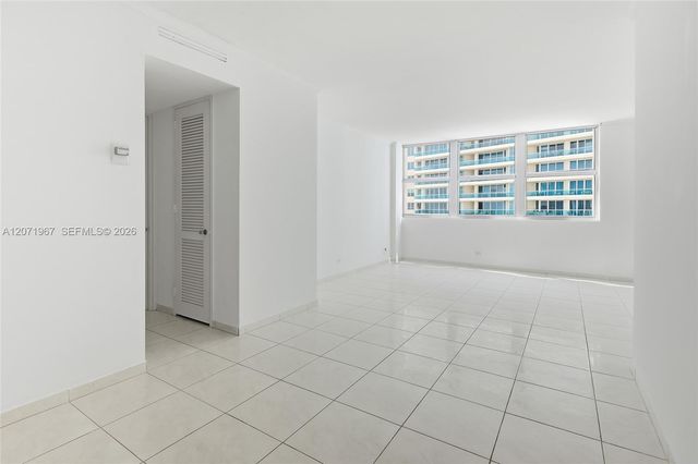 5055 Collins Avenue 11F, Miami Beach, FL 33140