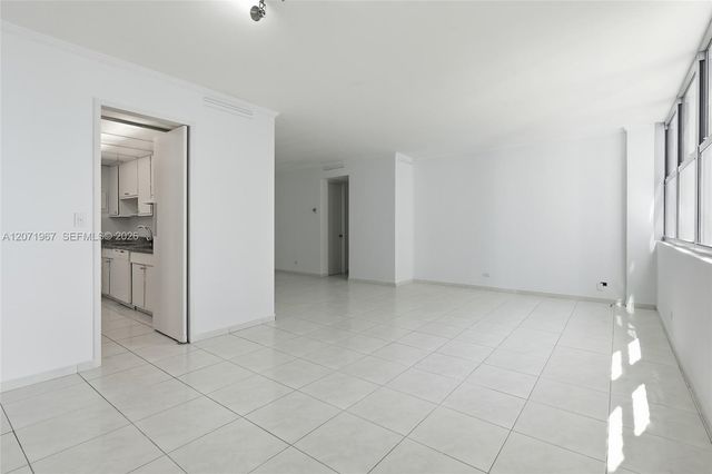 5055 Collins Avenue 11F, Miami Beach, FL 33140