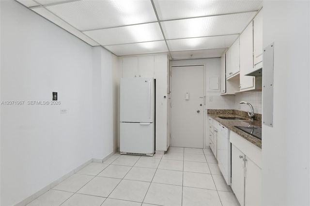 5055 Collins Avenue 11F, Miami Beach, FL 33140