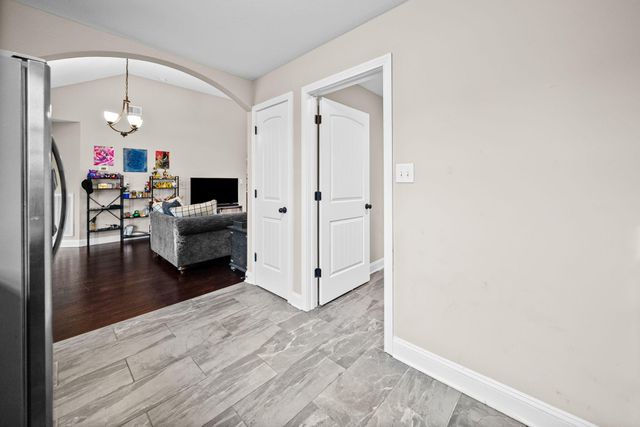 143 Ambridge Street, Oak Grove, KY 42262