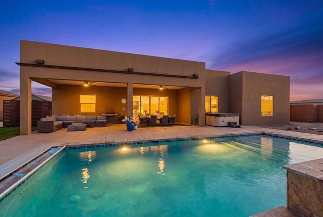 6519 Pato Road NW, Albuquerque, NM 87120