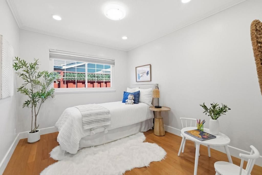 Image 20 of property listing at 1010 Springfield Drive, Campbell, CA 95008