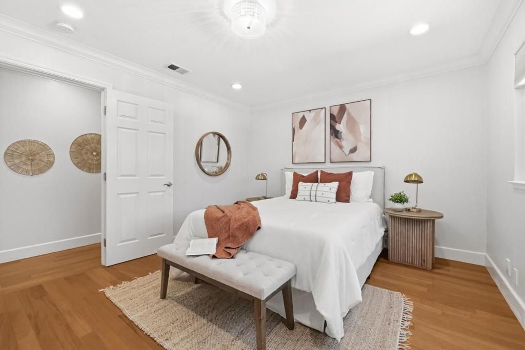 Image 23 of property listing at 1010 Springfield Drive, Campbell, CA 95008