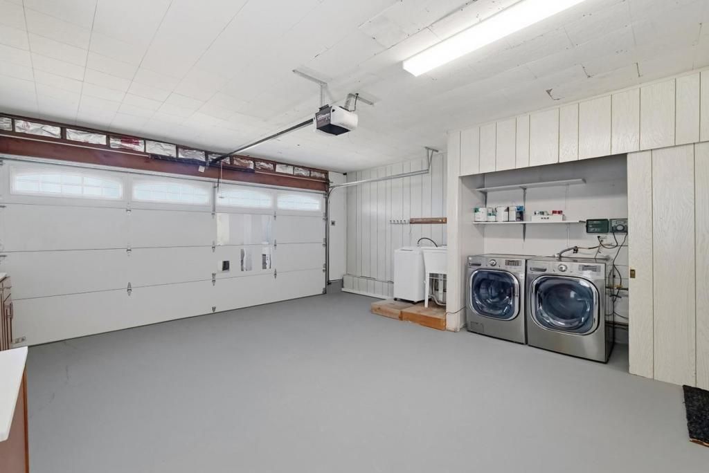 Image 37 of property listing at 1010 Springfield Drive, Campbell, CA 95008