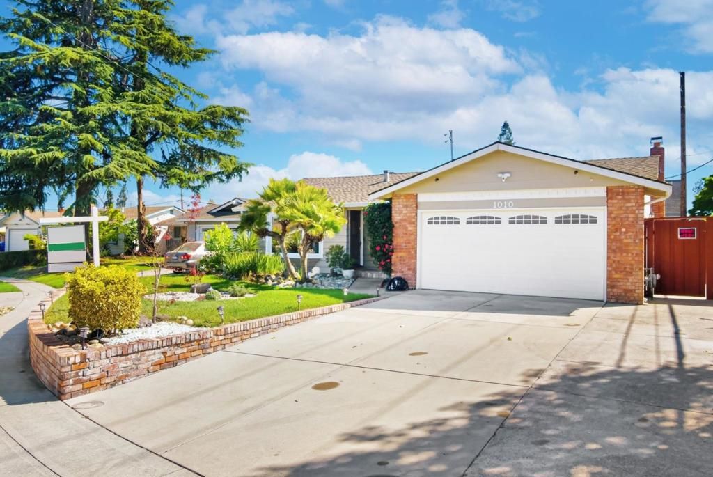 Image 44 of property listing at 1010 Springfield Drive, Campbell, CA 95008