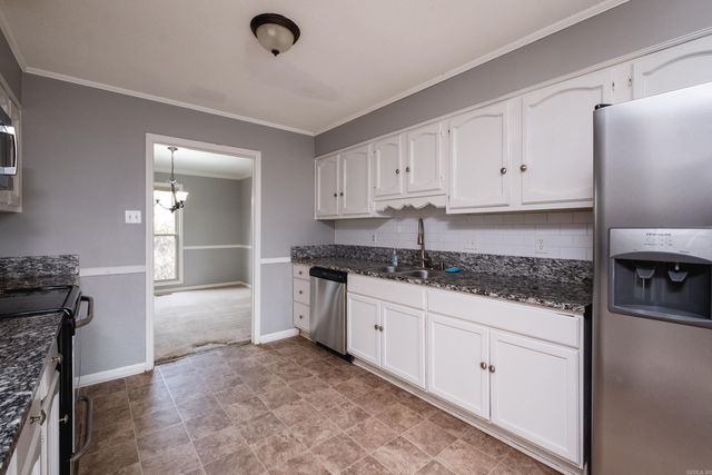 29 Oak Tree Circle, North Little Rock, AR 72116